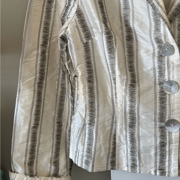 Finicky Filly Evening Blazer, L, White/ Gray w Sequins, 3 Button Front Like New - Picture 12 of 14